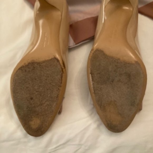 Salvatore Ferragama Shoe, Size 6 Color - Blush - Tan - Neutral - Patent Leather - Picture 8 of 12